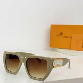Picture of LV Sunglasses _SKUfw55617104fw